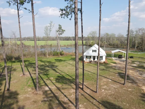 170 Country Woods Ct N, Poulan, GA 31781