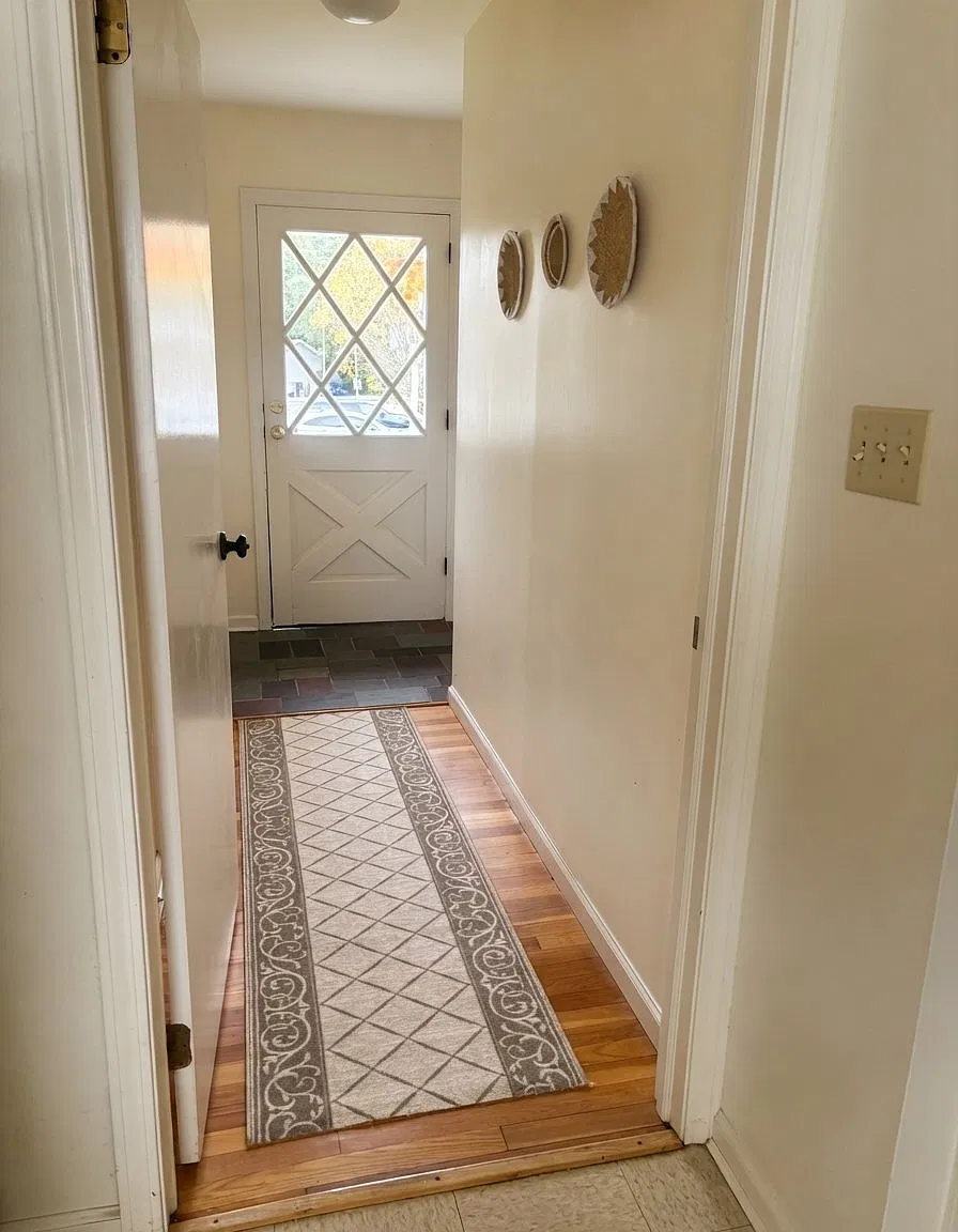 $1500 North Greenbush 2 Bedroom — Photo 4