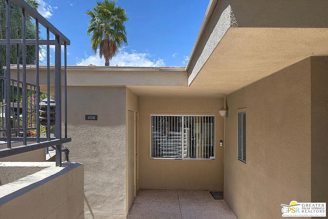 2 bed, 1600 sqft, $3,200 — Photo 4