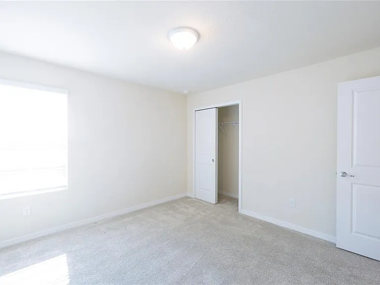 4609 Sparkling Shell Ave — Photo 53
