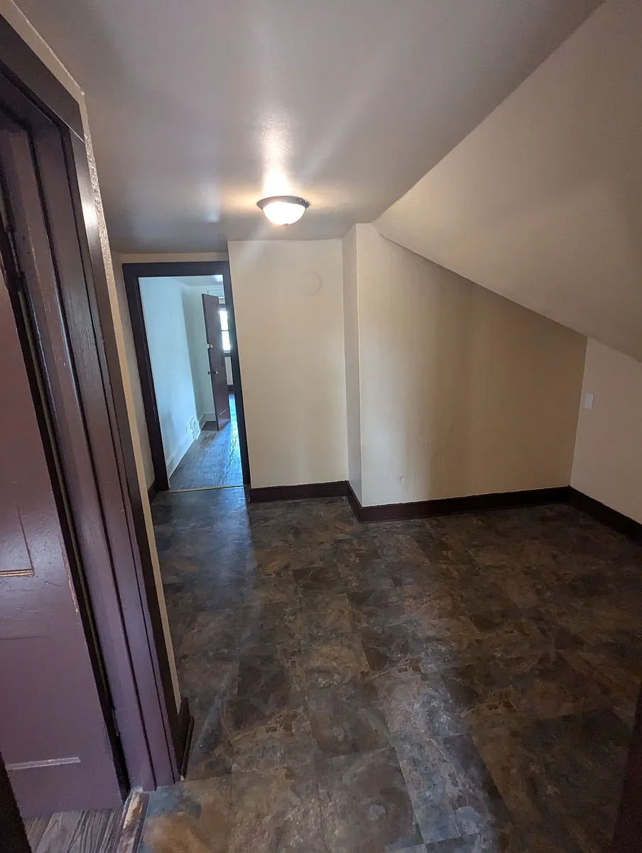 Building Photo - 3303 N 28th St #3303A