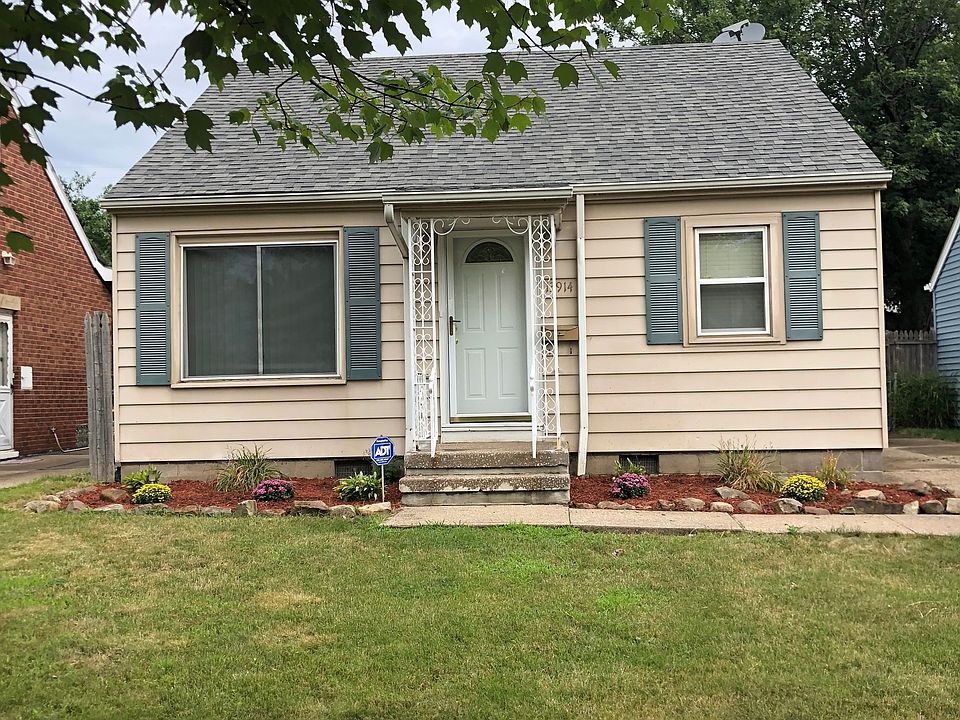 1st image of 13914 Clifford Ave
