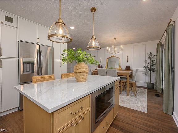 4th image of 11490 Peach Glen Ave NW