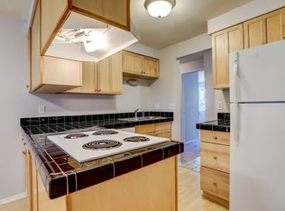 10305 SW Wilsonville Rd #30, Wilsonville, OR 97070