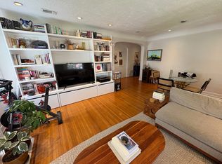 1331 S Sycamore Ave, Los Angeles, CA 90019