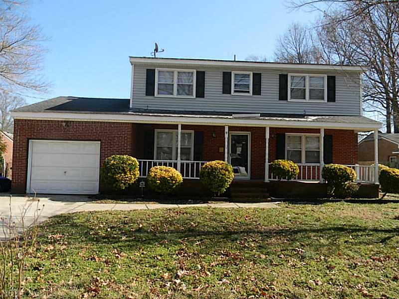 1st image of 710 Antrim Dr