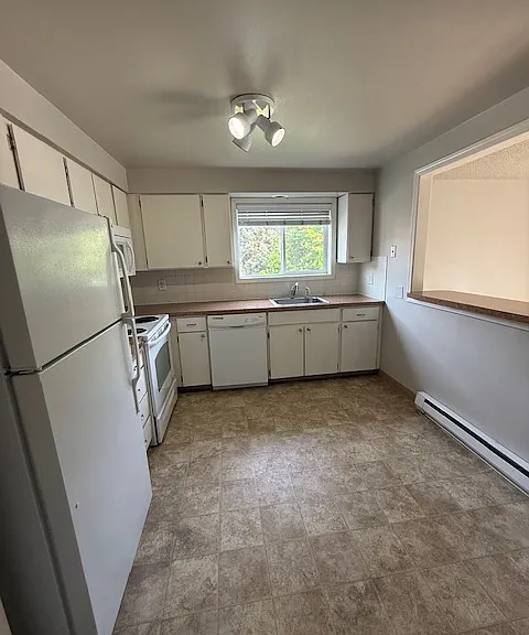 1310 W 6th Ave — Photo 1