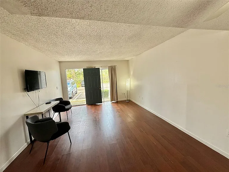 4113 S Semoran Blvd #14 — Photo 7