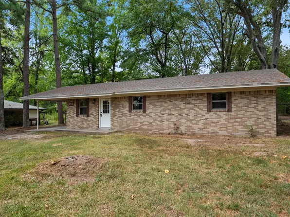 712 S Evans Rd, White Hall, AR 71602