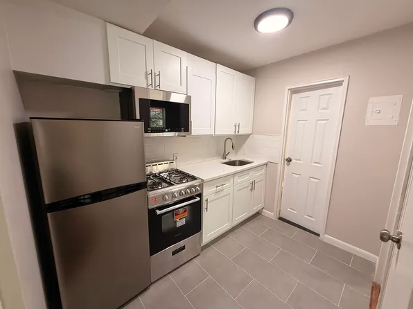 223 50th St #11E, West New York, NJ 07093