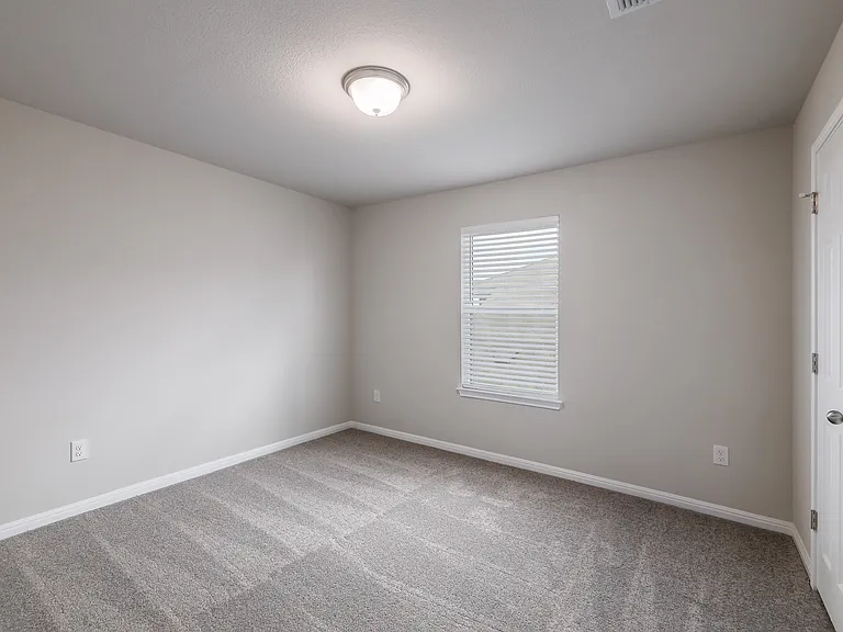 10702 Sentinel Dr — Photo 17