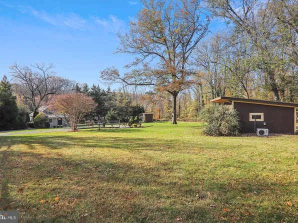 18301 Brooke Rd, Sandy Spring, MD 20860