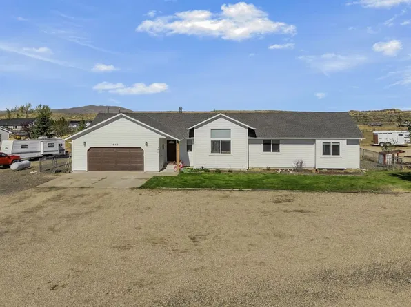 662 Wolcott Dr, Spring Creek, NV 89815