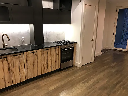 Rented by Nooklyn NYC LLC | media 7