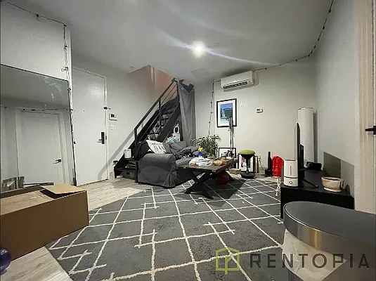 Rented by Rentopia | media 21