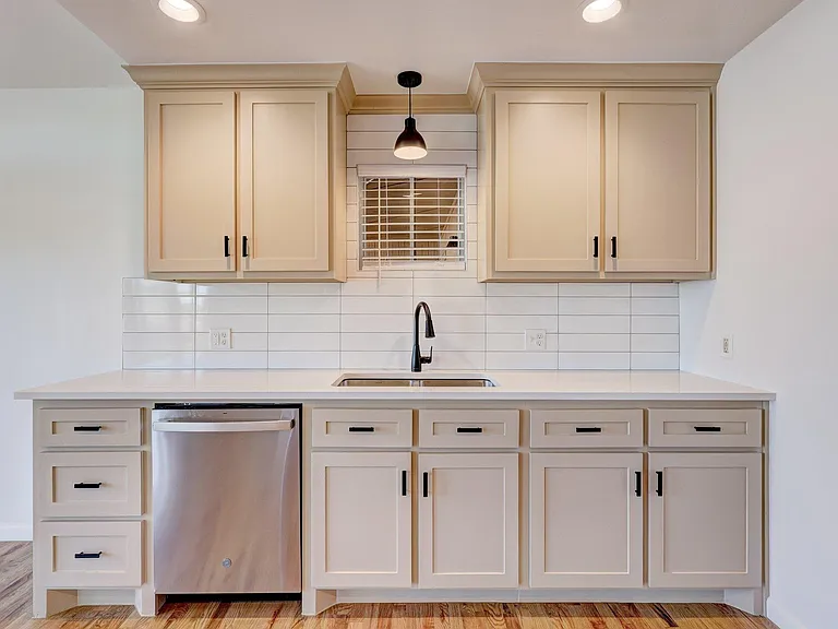 4312 N Portland Ave — Photo 13
