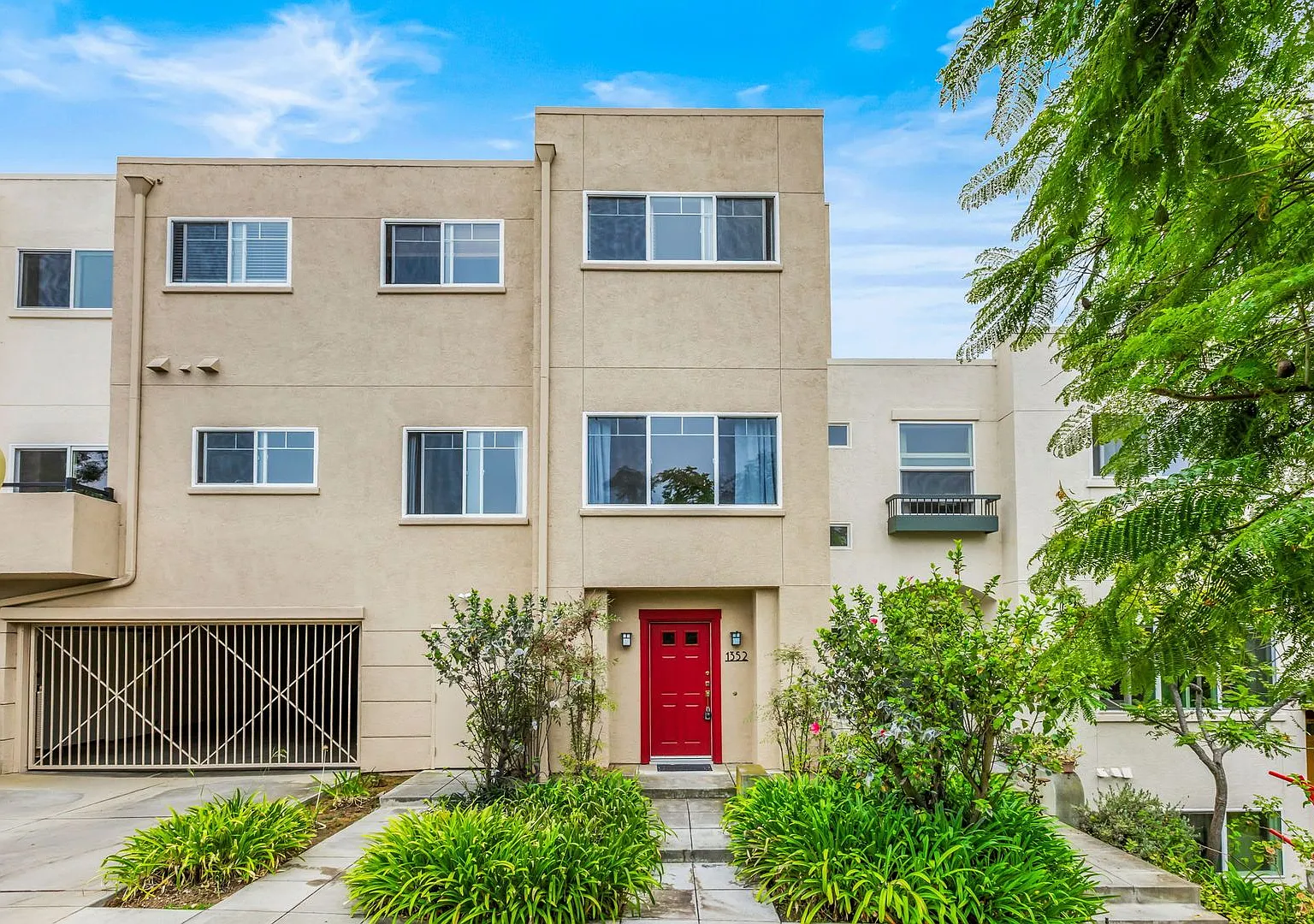 Spacious Golden Hill Townhome with 2-Car Garage & Canyon Views! — Photo 1