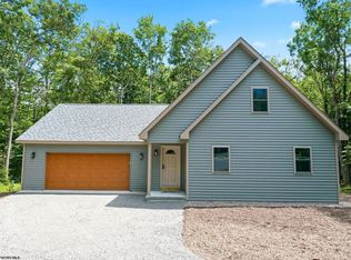 626 E Alpine Dr, Terra Alta, WV 26764