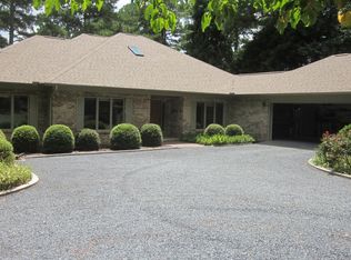 194 Pine Ridge Dr, Whispering Pines, NC 28327