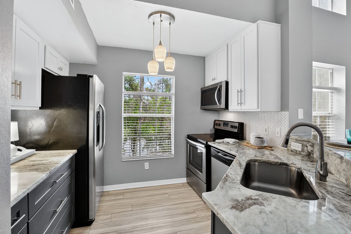 next background image