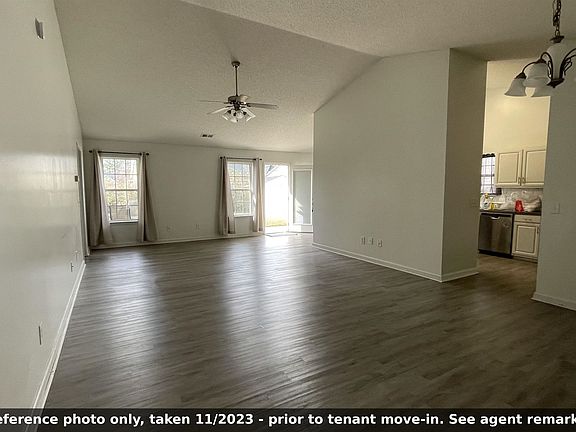 3rd image of 4673 Southgate Pkwy.