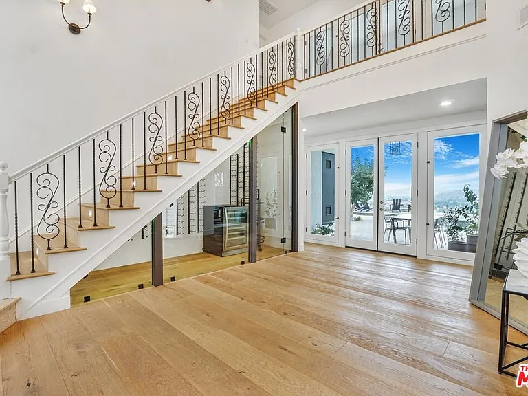 3485 Ridgeford Dr — Photo 37
