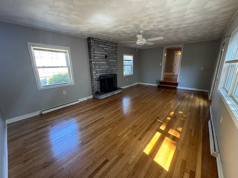 110 Laurens St #1 — Photo 7