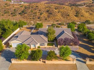 34848 Caprock Rd, Agua Dulce, CA 91390