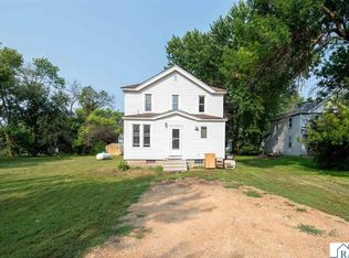 318 2nd Ave, Pemberton, MN 56078