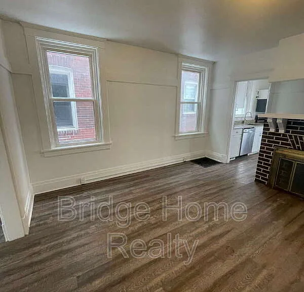 136 S Spring Ave — Photo 12
