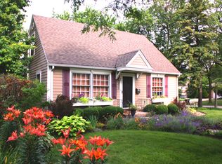 836 N Ridge Ave, Arlington Heights, IL 60004