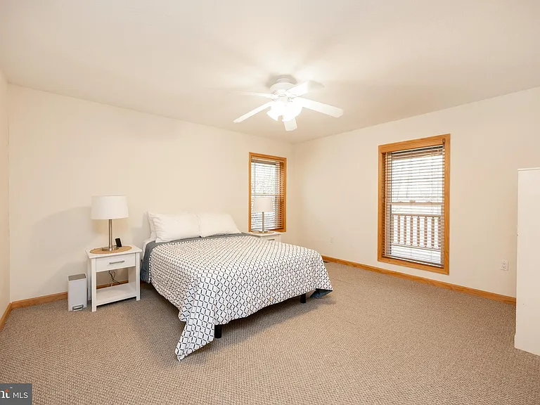 1212 Acacia Dr — Photo 29