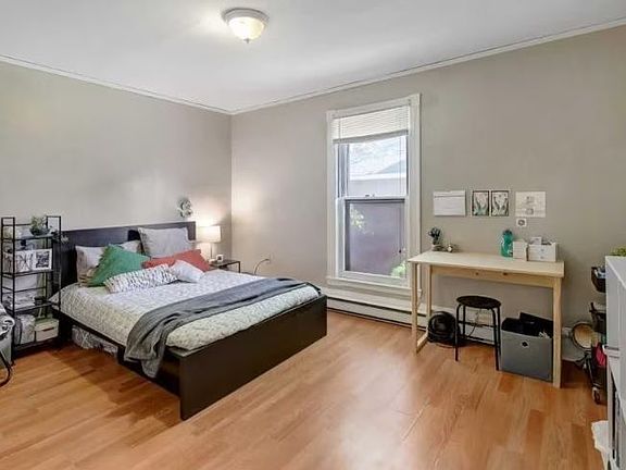 5th image of 805 7th St SE Unit 2
