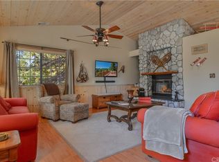 2011 Nob Hill Dr, Running Springs, CA 92382