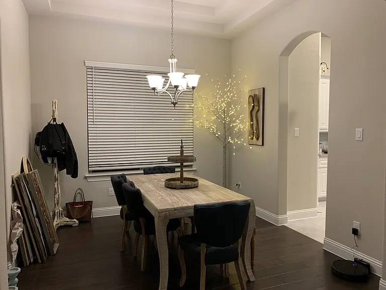 3315 Royal Ridge Dr — Photo 8