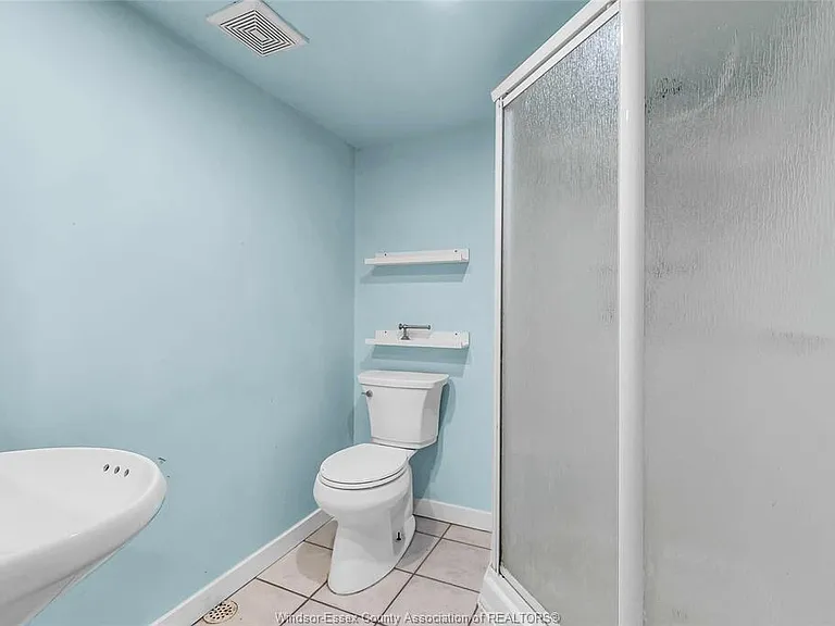 9015 Copperfield Ct — Photo 19