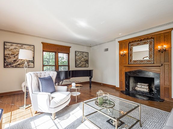 5th image of 4776 N Cumberland Blvd