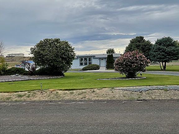 4th image of 5704 Road J.2 SE