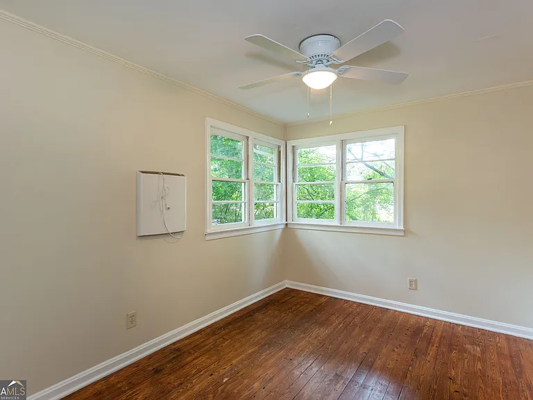 1318 Elizabeth Ln #B — Photo 10