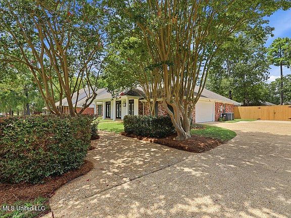 5th image of 115 Marble Head Dr