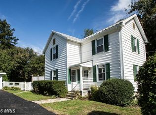 7405 Walnut Ave, Sykesville, MD 21784