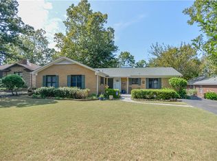 2020 Garner Ln, Fort Smith, AR 72901