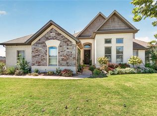 800 Valley Ln, Springdale, AR 72762