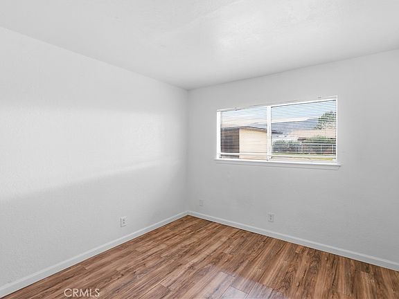 4th image of 21739 Panoche Rd