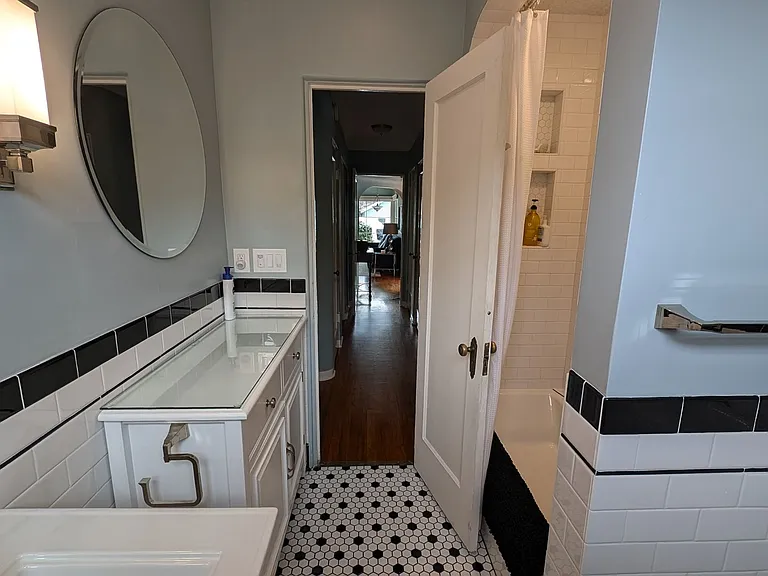 203 Seaview Ave — Photo 12