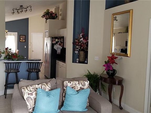 4th image of 2273 Santa Lucia St