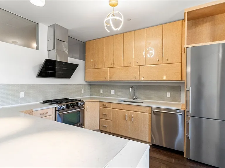 43 Westland Ave #309 — Photo 7
