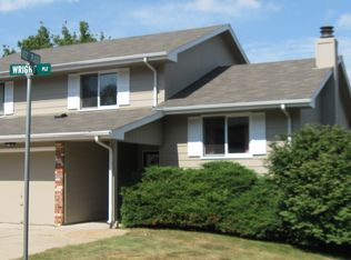 16206 Wright Cir, Omaha, NE 68130