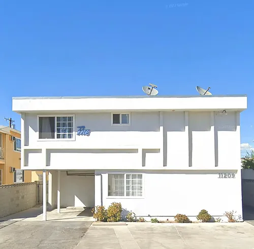 11209 Emelita St #3 Photo 1