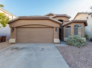 813 E Lovegrass Dr, San Tan Valley, AZ 85143
